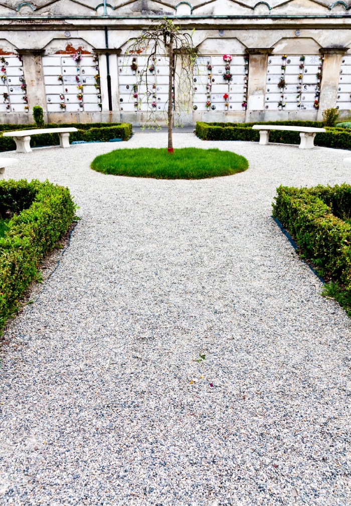 Allée en gravier décoratif